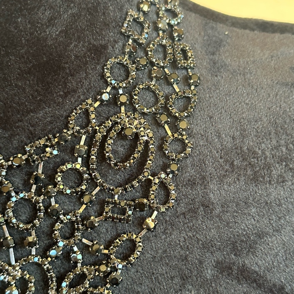 Stunning Black Stones Chocker Style Necklace. - Picture 2 of 7